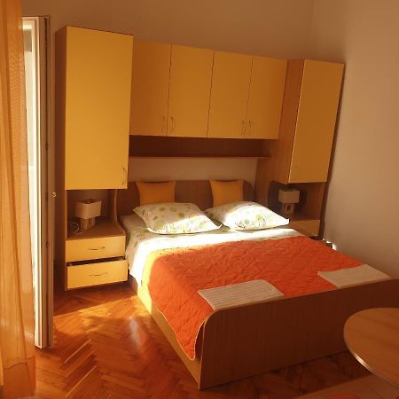Villa Vujcic Makarska Bagian luar foto