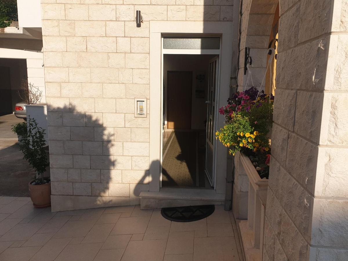 Villa Vujcic Makarska Bagian luar foto