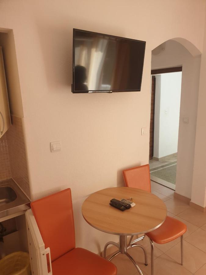 Villa Vujcic Makarska Bagian luar foto