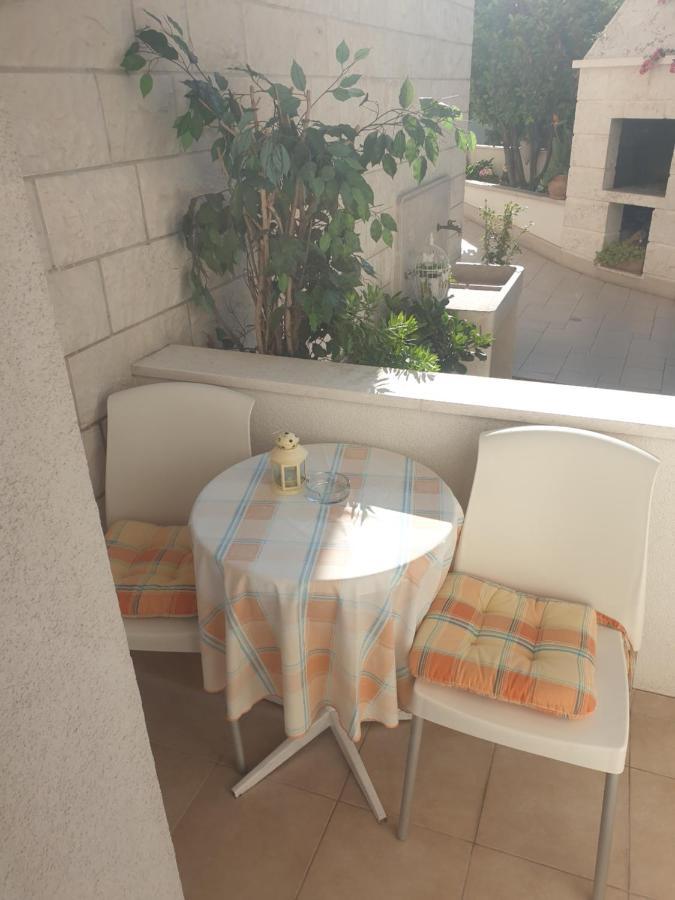Villa Vujcic Makarska Bagian luar foto